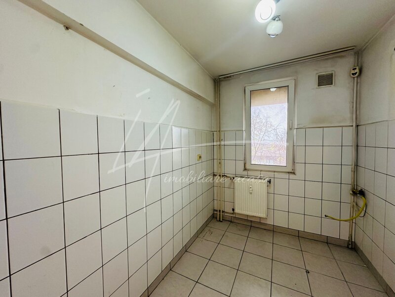 Giurgiului 72-86, etaj intermediar, liber